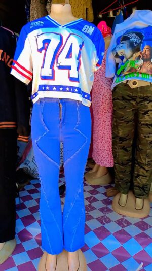 6ba679b9fb434cfeb0ff4ce8f678a550