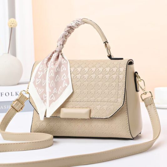 320d9838a4664458bdcdc89817366ceb