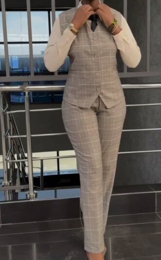 Screenshot_2025-05-21-23-00-22-616_com.instagram.android~3